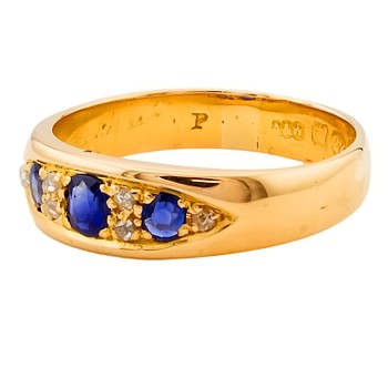 22ct gold Sapphire/Diamond Ring size S